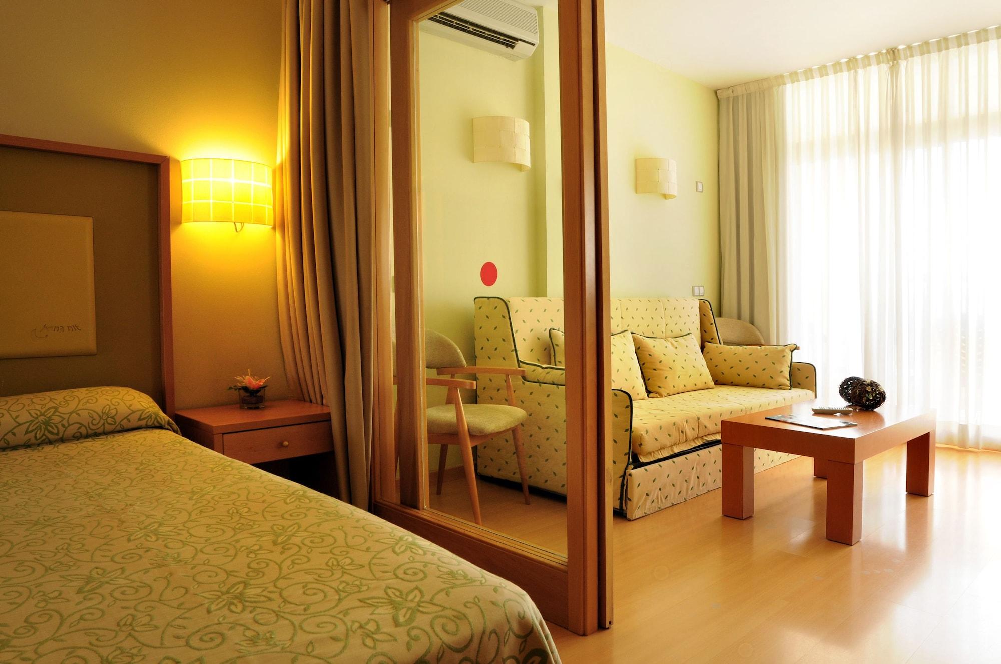 Evenia Olympic Suites Lloret de Mar Luaran gambar