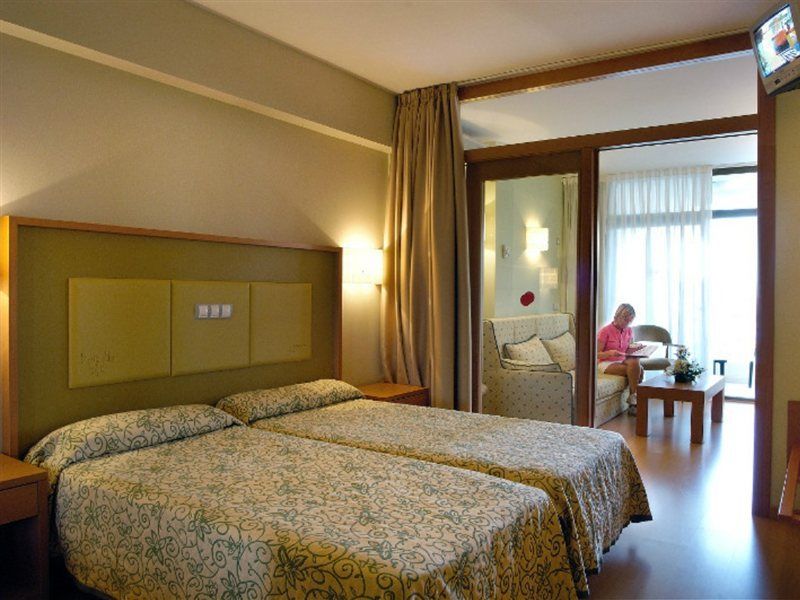 Evenia Olympic Suites Lloret de Mar Luaran gambar