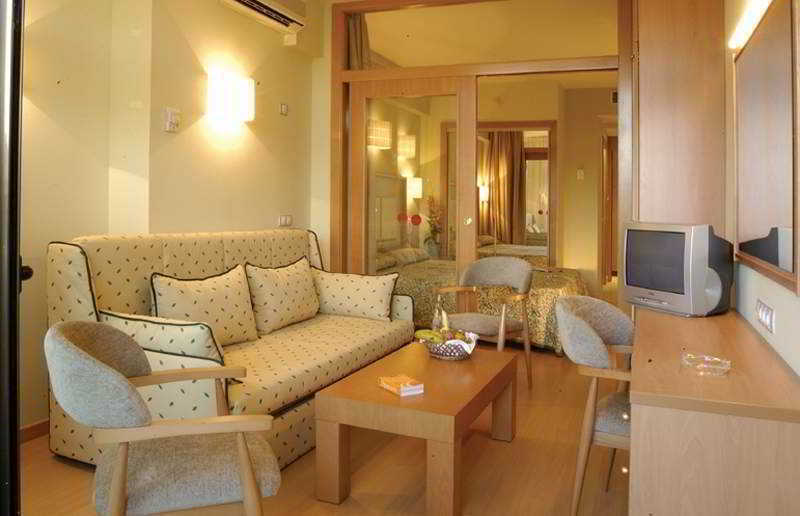 Evenia Olympic Suites Lloret de Mar Luaran gambar